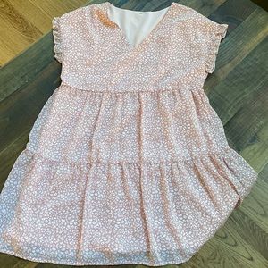 V-Neck Tiered, Print Dress Size Small